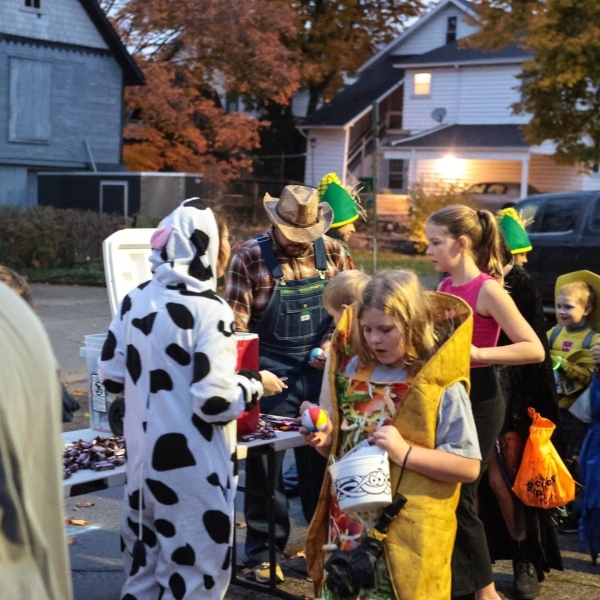 Saline Trunk or Treat